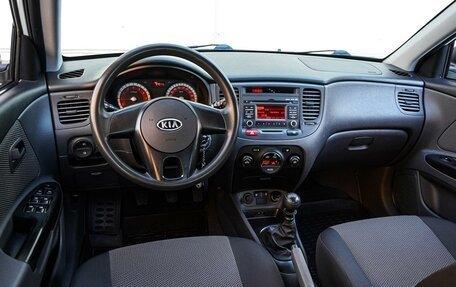 KIA Rio II, 2011 год, 845 000 рублей, 6 фотография