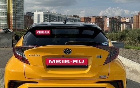 Toyota C-HR I рестайлинг, 2018 год, 1 980 000 рублей, 8 фотография