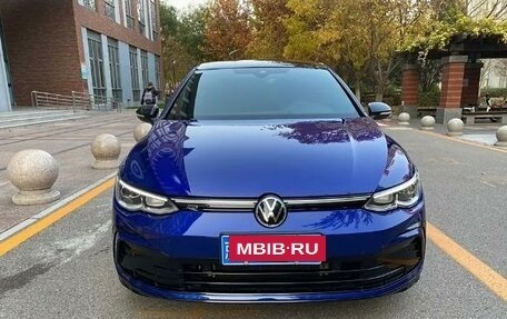 Volkswagen Golf VIII, 2021 год, 2 500 000 рублей, 3 фотография