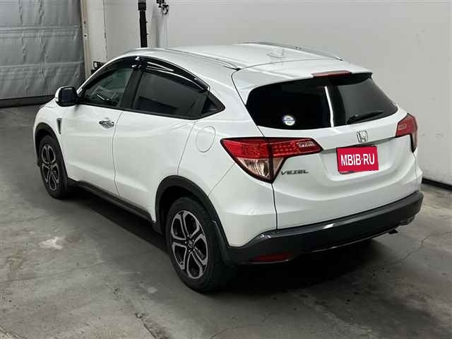 Honda Vezel, 2015 год, 1 580 000 рублей, 3 фотография