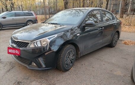 KIA Rio IV, 2021 год, 1 650 000 рублей, 2 фотография