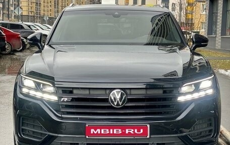 Volkswagen Touareg III, 2019 год, 4 250 000 рублей, 8 фотография