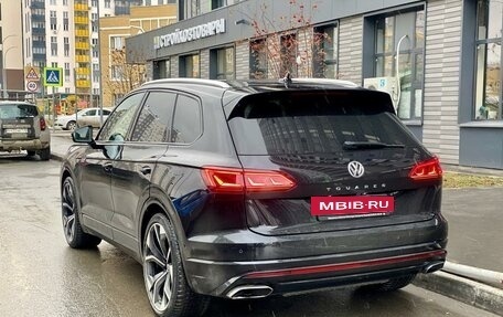 Volkswagen Touareg III, 2019 год, 4 250 000 рублей, 3 фотография