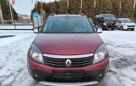 Renault Sandero I, 2014 год, 899 995 рублей, 2 фотография