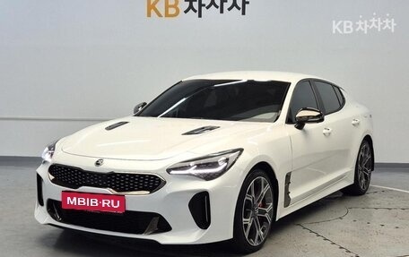 KIA Stinger I, 2020 год, 3 200 000 рублей, 1 фотография