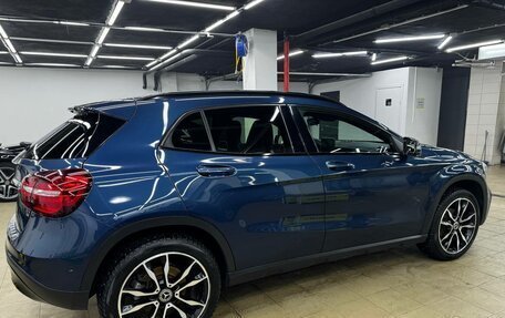 Mercedes-Benz GLA, 2019 год, 3 150 000 рублей, 11 фотография