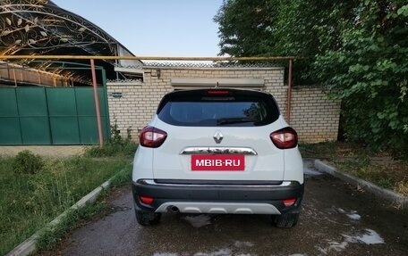 Renault Kaptur I рестайлинг, 2021 год, 2 000 000 рублей, 4 фотография