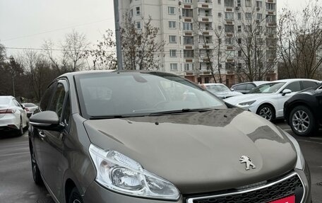 Peugeot 208 II, 2013 год, 800 000 рублей, 3 фотография