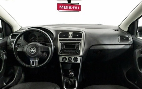 Volkswagen Polo VI (EU Market), 2013 год, 749 777 рублей, 13 фотография