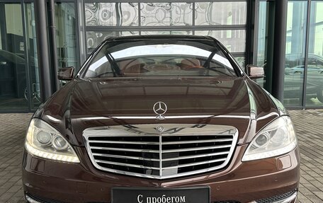 Mercedes-Benz S-Класс, 2011 год, 3 190 000 рублей, 2 фотография