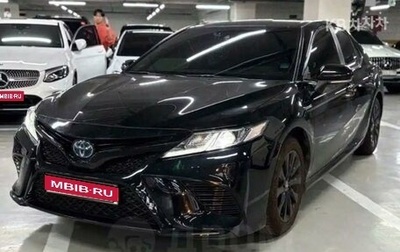 Toyota Camry, 2022 год, 2 300 000 рублей, 1 фотография