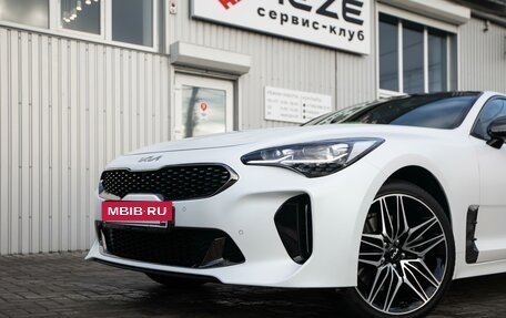 KIA Stinger I, 2022 год, 4 999 999 рублей, 2 фотография