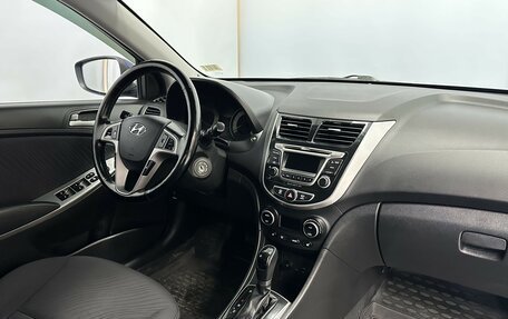 Hyundai Solaris II рестайлинг, 2016 год, 1 250 000 рублей, 3 фотография