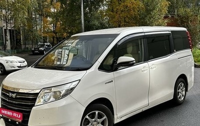 Toyota Noah III, 2014 год, 1 940 000 рублей, 1 фотография