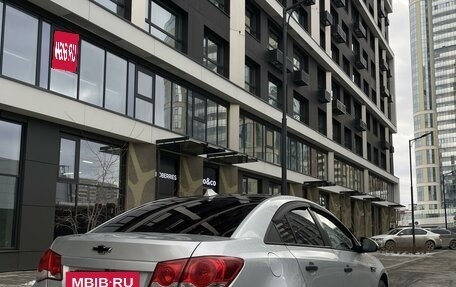 Chevrolet Cruze II, 2010 год, 610 000 рублей, 9 фотография