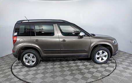 Skoda Yeti I рестайлинг, 2014 год, 1 417 000 рублей, 8 фотография