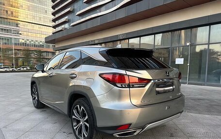 Lexus RX IV рестайлинг, 2022 год, 6 200 000 рублей, 5 фотография