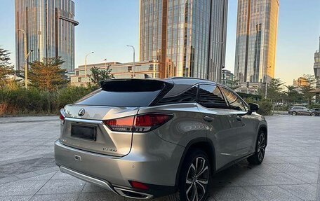 Lexus RX IV рестайлинг, 2022 год, 6 200 000 рублей, 7 фотография