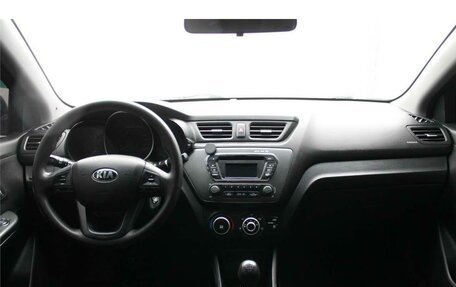 KIA Rio III рестайлинг, 2013 год, 890 000 рублей, 7 фотография