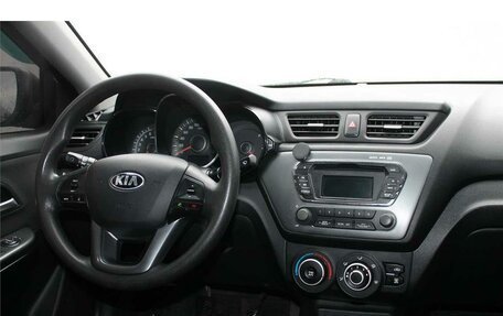 KIA Rio III рестайлинг, 2013 год, 890 000 рублей, 6 фотография