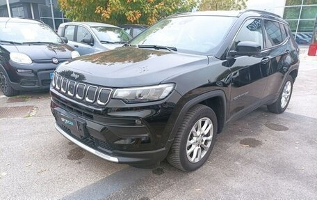 Jeep Compass II, 2021 год, 4 000 000 рублей, 1 фотография