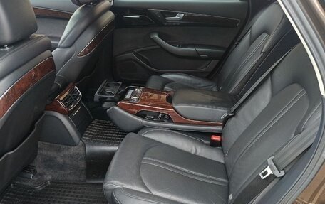 Audi A8, 2010 год, 1 350 000 рублей, 21 фотография