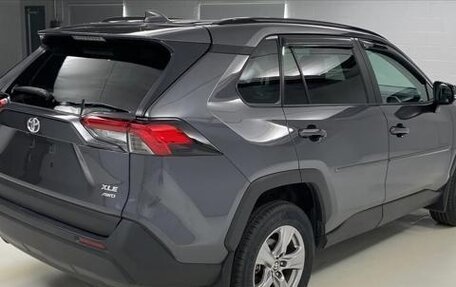 Toyota RAV4, 2023 год, 5 233 000 рублей, 4 фотография