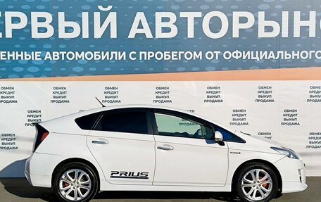 Toyota Prius, 2010 год, 999 000 рублей, 4 фотография