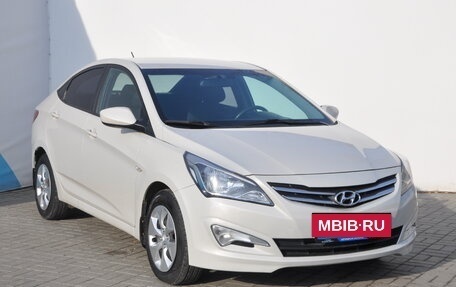 Hyundai Solaris II рестайлинг, 2015 год, 1 049 000 рублей, 3 фотография