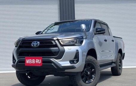 Toyota Hilux VIII, 2022 год, 4 825 000 рублей, 2 фотография