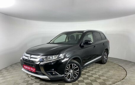 Mitsubishi Outlander III рестайлинг 3, 2018 год, 2 200 000 рублей, 1 фотография