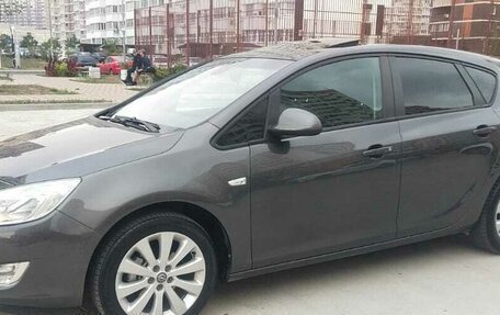 Opel Astra J, 2011 год, 850 000 рублей, 5 фотография