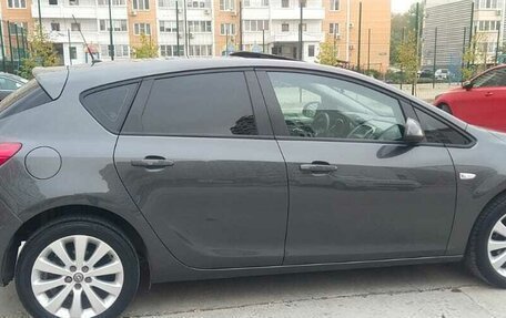 Opel Astra J, 2011 год, 850 000 рублей, 15 фотография