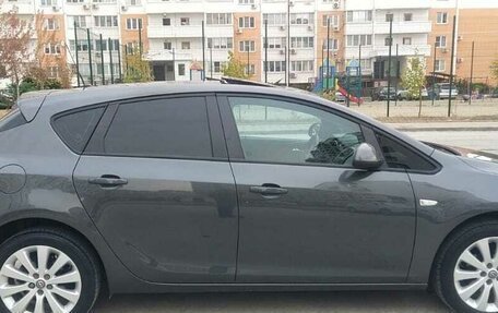 Opel Astra J, 2011 год, 850 000 рублей, 16 фотография