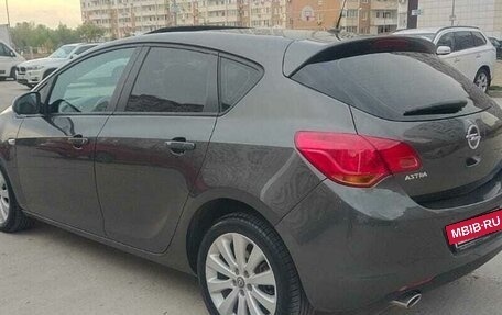 Opel Astra J, 2011 год, 850 000 рублей, 10 фотография