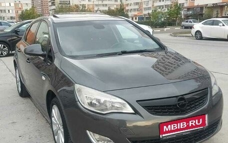 Opel Astra J, 2011 год, 850 000 рублей, 14 фотография