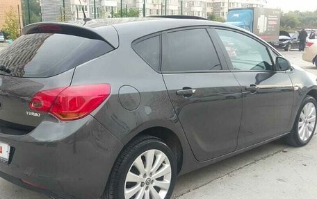 Opel Astra J, 2011 год, 850 000 рублей, 19 фотография