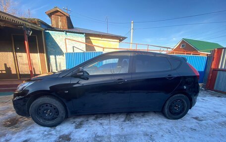 Hyundai Solaris II рестайлинг, 2013 год, 950 000 рублей, 15 фотография