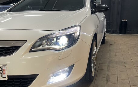 Opel Astra J, 2011 год, 950 000 рублей, 6 фотография