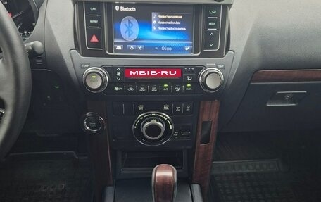 Toyota Land Cruiser Prado 150 рестайлинг 2, 2016 год, 3 599 000 рублей, 22 фотография