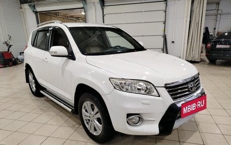 Toyota RAV4, 2010 год, 1 640 000 рублей, 2 фотография