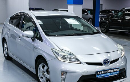 Toyota Prius, 2013 год, 1 363 000 рублей, 6 фотография