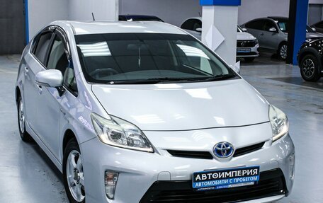 Toyota Prius, 2013 год, 1 363 000 рублей, 7 фотография