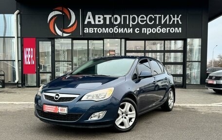 Opel Astra J, 2010 год, 845 000 рублей, 3 фотография