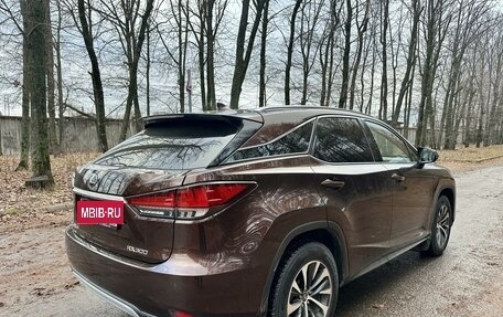 Lexus RX IV рестайлинг, 2019 год, 5 280 000 рублей, 8 фотография