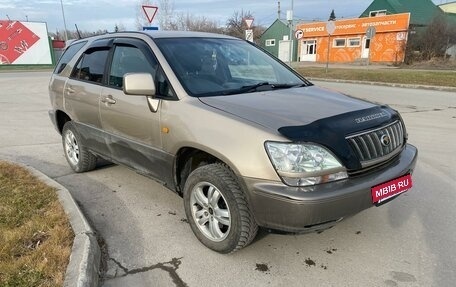 Toyota Harrier, 1998 год, 820 000 рублей, 4 фотография