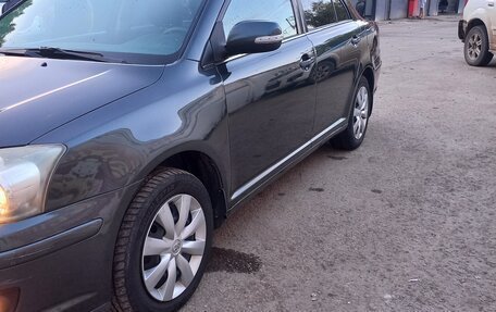 Toyota Avensis III рестайлинг, 2006 год, 890 000 рублей, 14 фотография