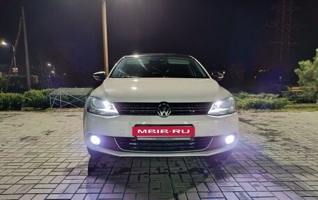 Volkswagen Jetta VI, 2013 год, 1 240 000 рублей, 15 фотография