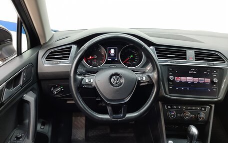 Volkswagen Tiguan II, 2017 год, 1 840 000 рублей, 14 фотография