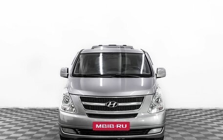 Hyundai Grand Starex Grand Starex I рестайлинг 2, 2015 год, 2 145 000 рублей, 2 фотография